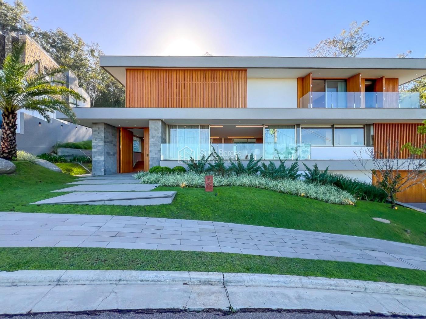 Sobrado, 4 quartos, 585 m² - Foto 2