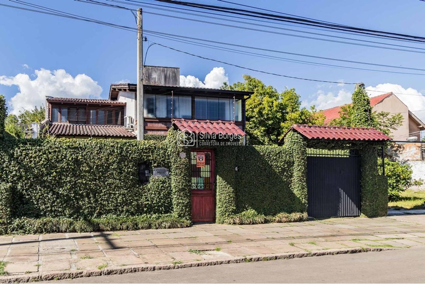 Casa, 3 quartos, 235 m² - Foto 1